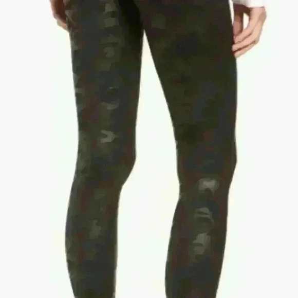 Faux Leather Camo Leggings 3X - SPANX Power Waistband, Sleek & Contoured Fit - Picture 2 of 3